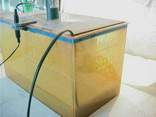 Platine in der Ätzmaschine